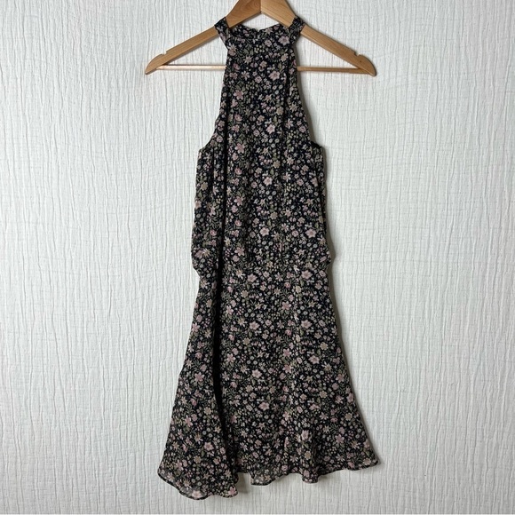 Olivaceous sleeveless mini dress with flared hem size S black/pink/green floral - Picture 1 of 5